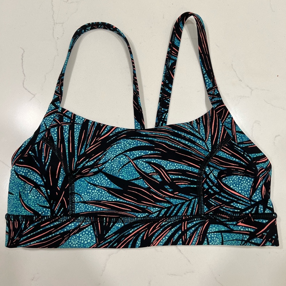 Lululemon sport bra